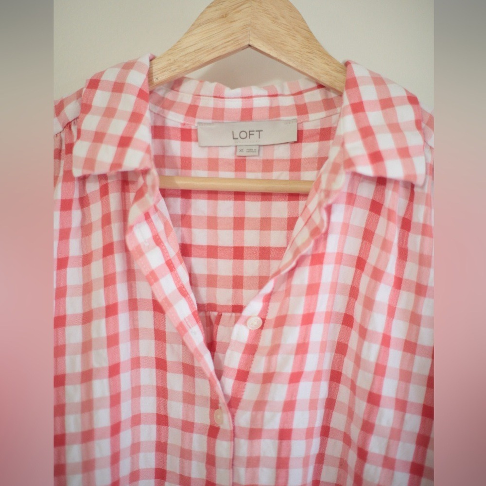 LOFT Pink White Plaid Collared Button-Up Blouse | Short Sleeve | XS - Picture 3 of 9